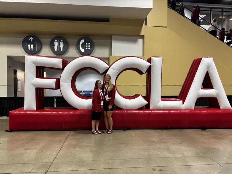 The 2026 FCCLA National Conference is in the books. Congratulations to Emaleigh for receiving a Silver medal in the Teach or Train star event. We were able to get some site seeing in, meet new people, and learn throughout our trip!!