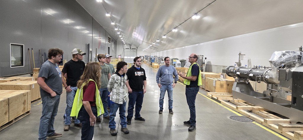 Sabetha Manufacturing day tour, HHS students