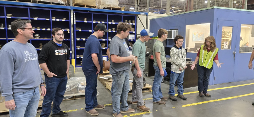Sabetha Manufacturing day tour, HHS students