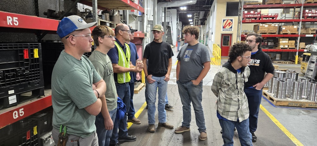 Sabetha Manufacturing day tour, HHS students