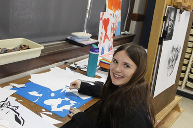 Horton High School Art Program Receives KCAIC and NEA  Visiting Artist Grant