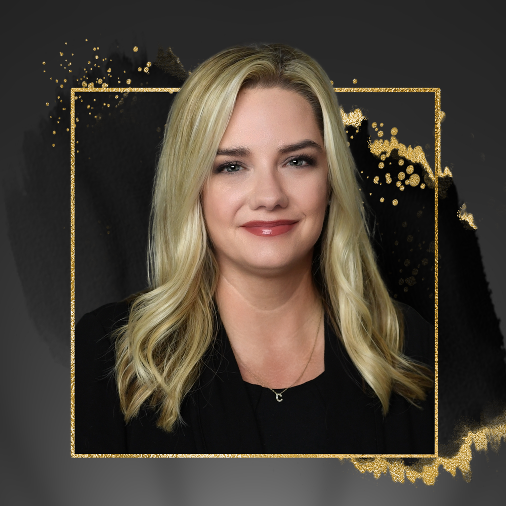 headshot of Dr. Kinneer