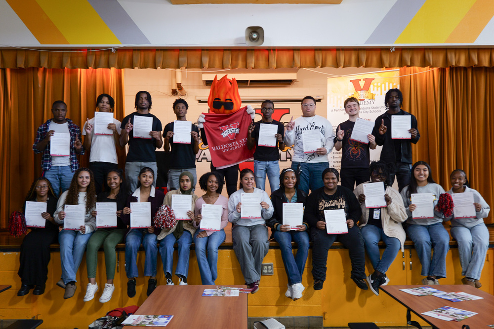 Group photo of Seniors with Blaze