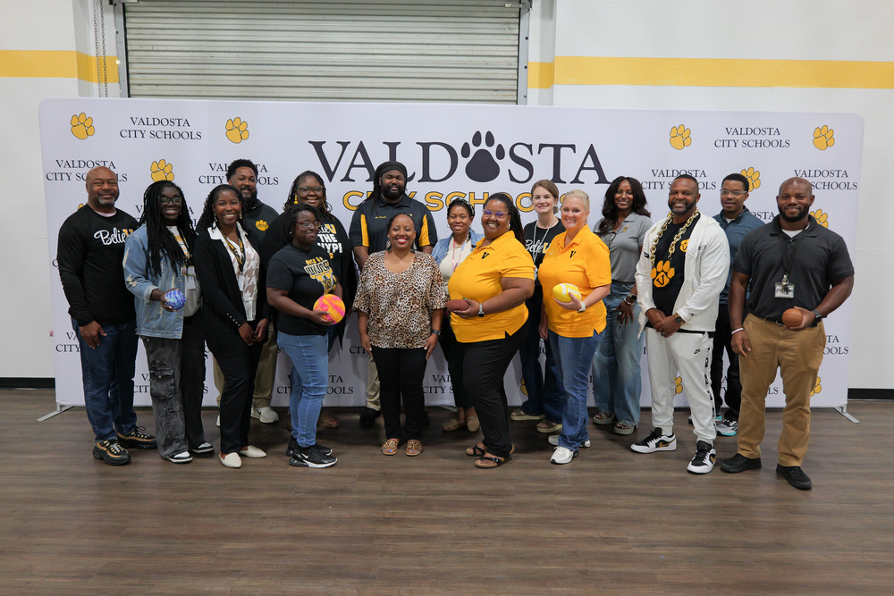 Group photo with participants