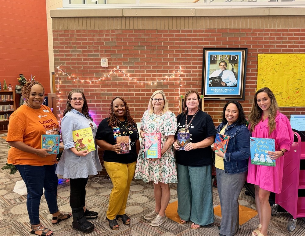 group photo of librarians