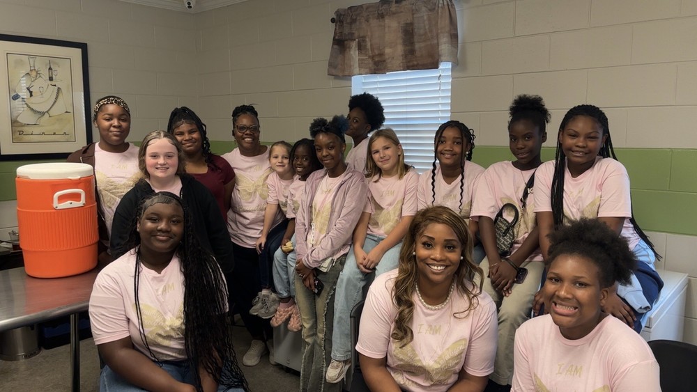 group photo of participants