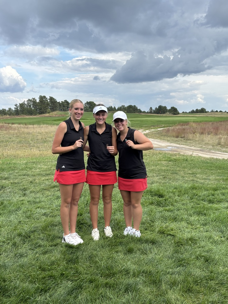 Varsity medalist (L to R): Rylee Wackler, Joni Cox and Tierney Miller. 
