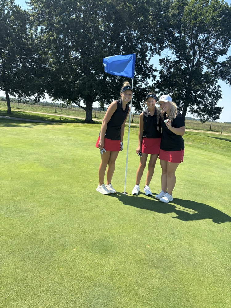 Joni Cox, Kassie Hanson, Tierney Miller