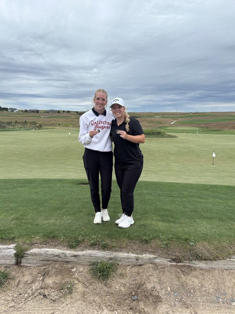 L to R: Rylee Wackler and Tierney Wackler