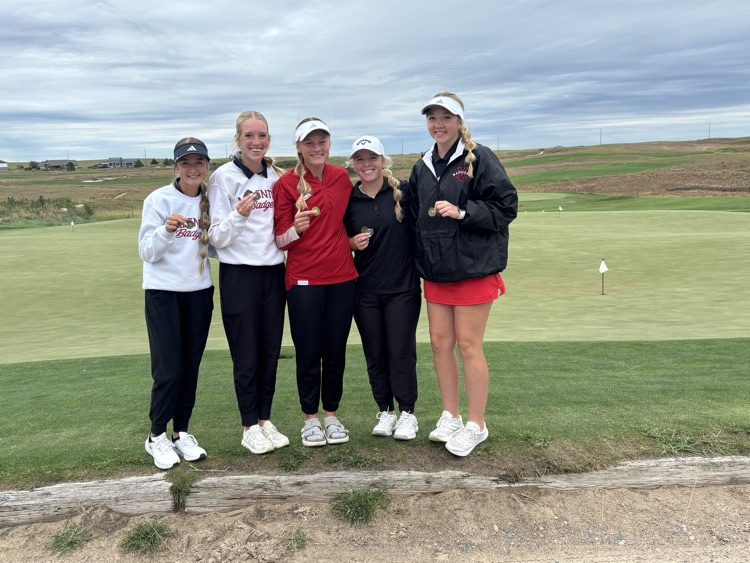 L to R: Kassie Hanson, Rylee Wackler, Joni Cox, Tierney Miller and Leah Osnes