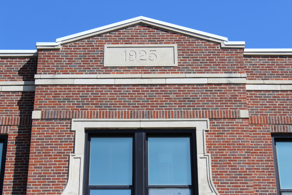 1925 Plaque