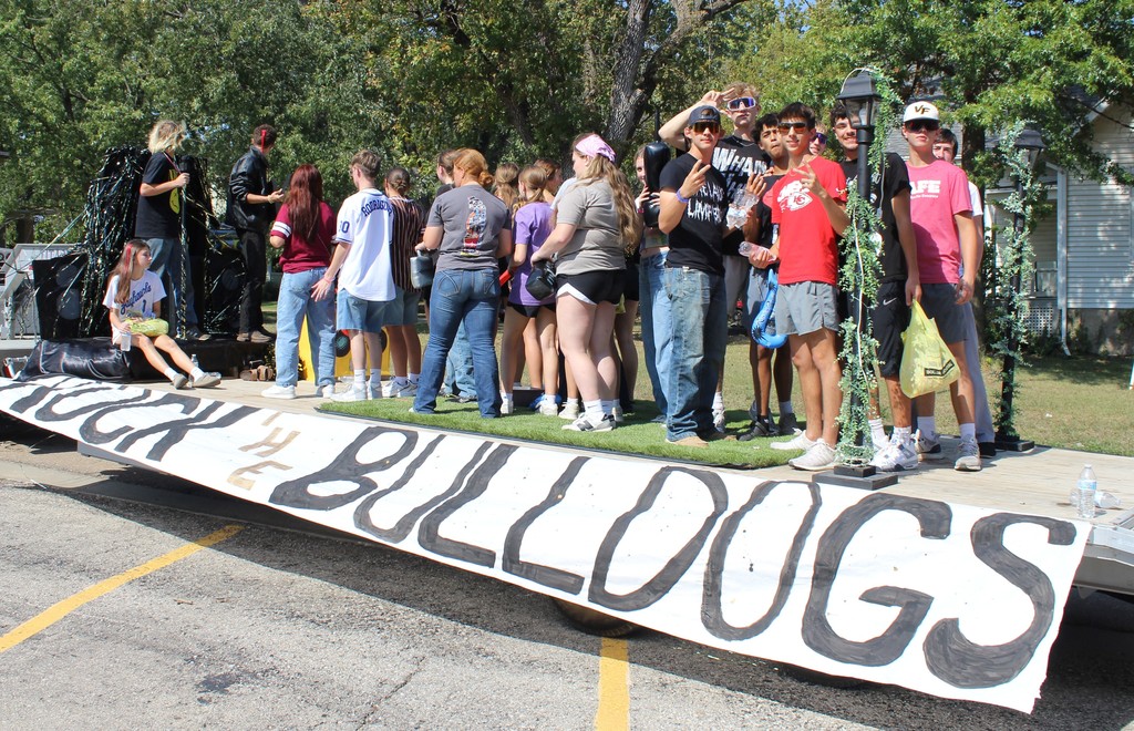 Rock the Bulldogs Float