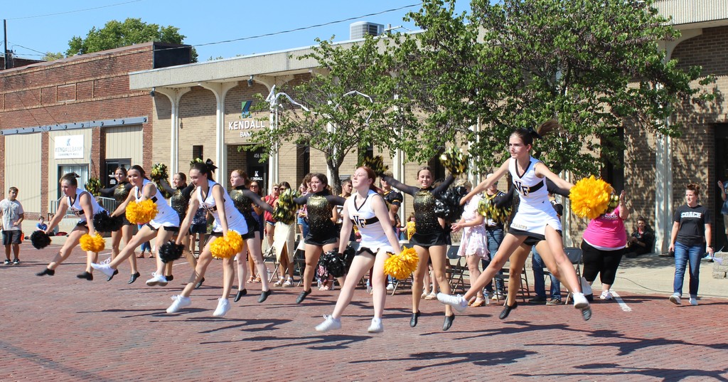 Great Cheerleaders!