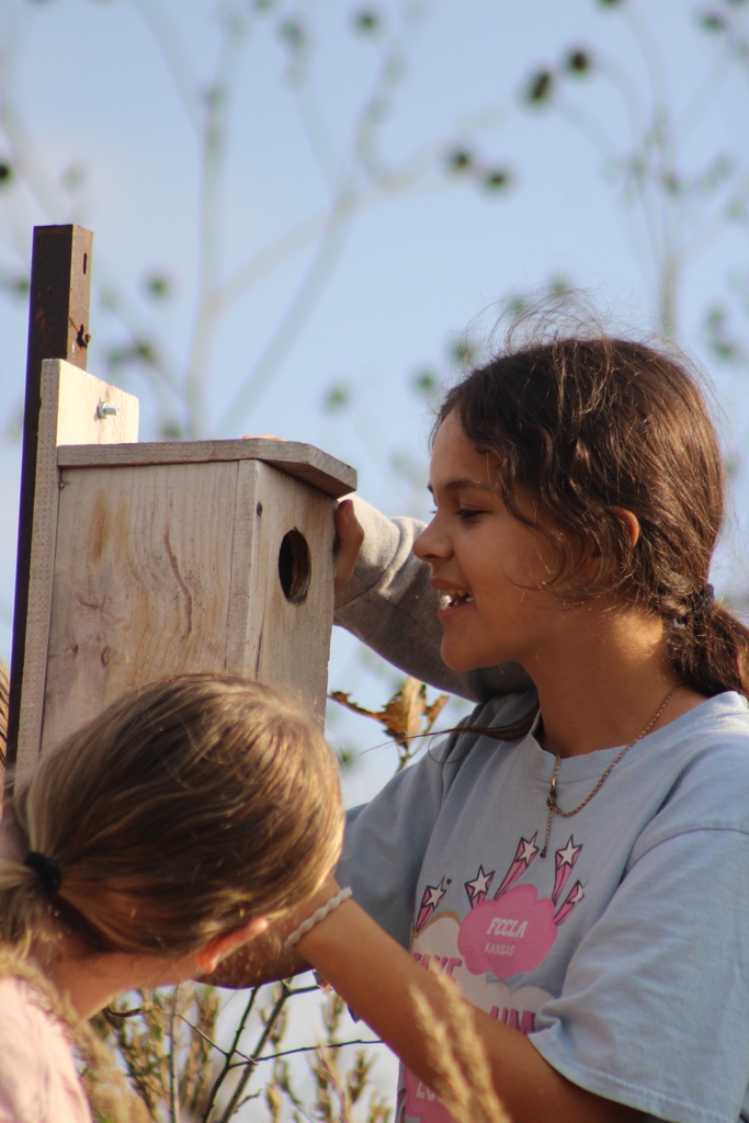 Girls with bird box