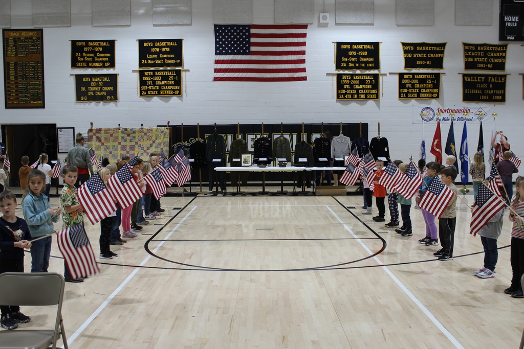 Students prepare for entrance