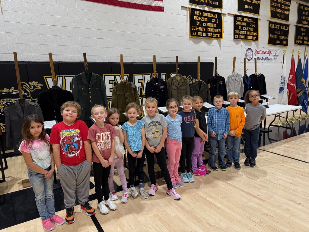 2nd Grade with Uniforms