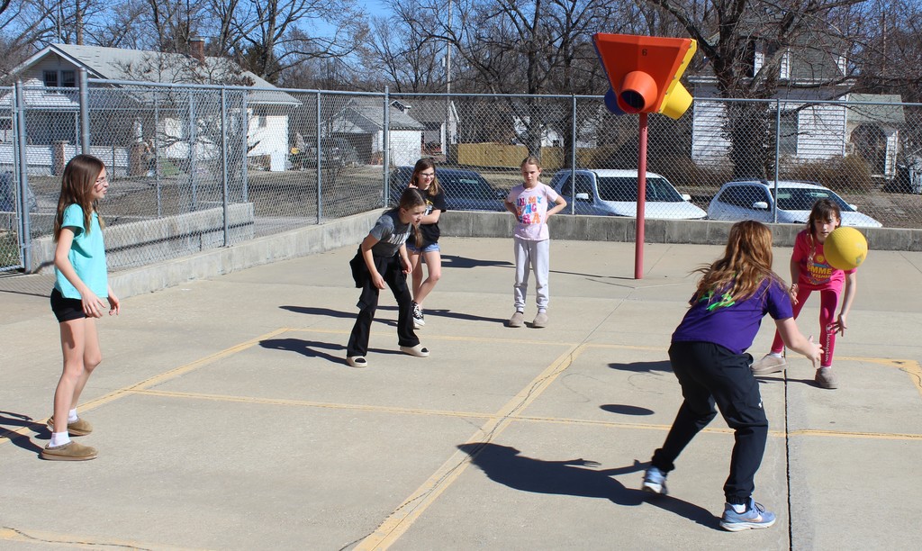 4 Square on playground