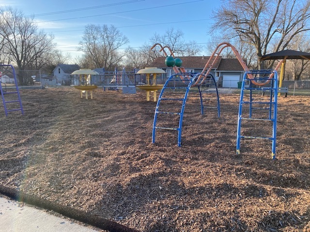 GS Playground & New Wood Chips