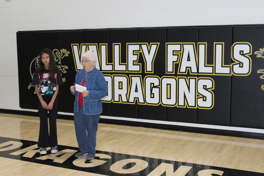 Ardith telling about painting