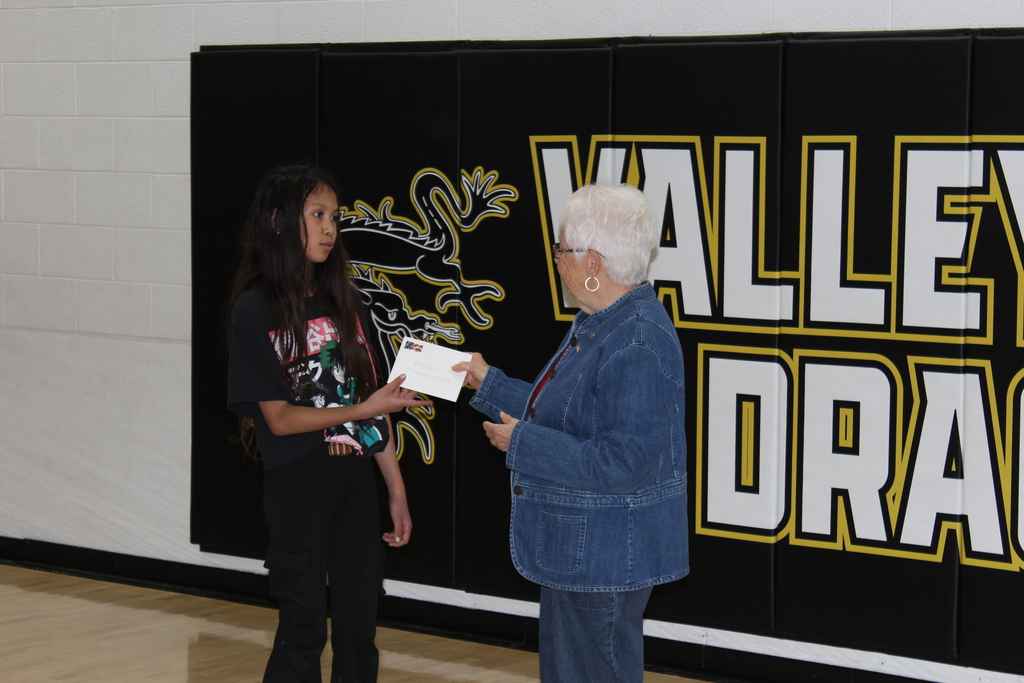 Ardith presenting award