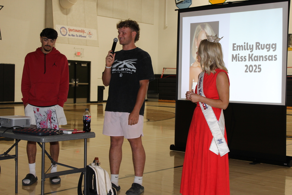 Introduction of Miss Kansas