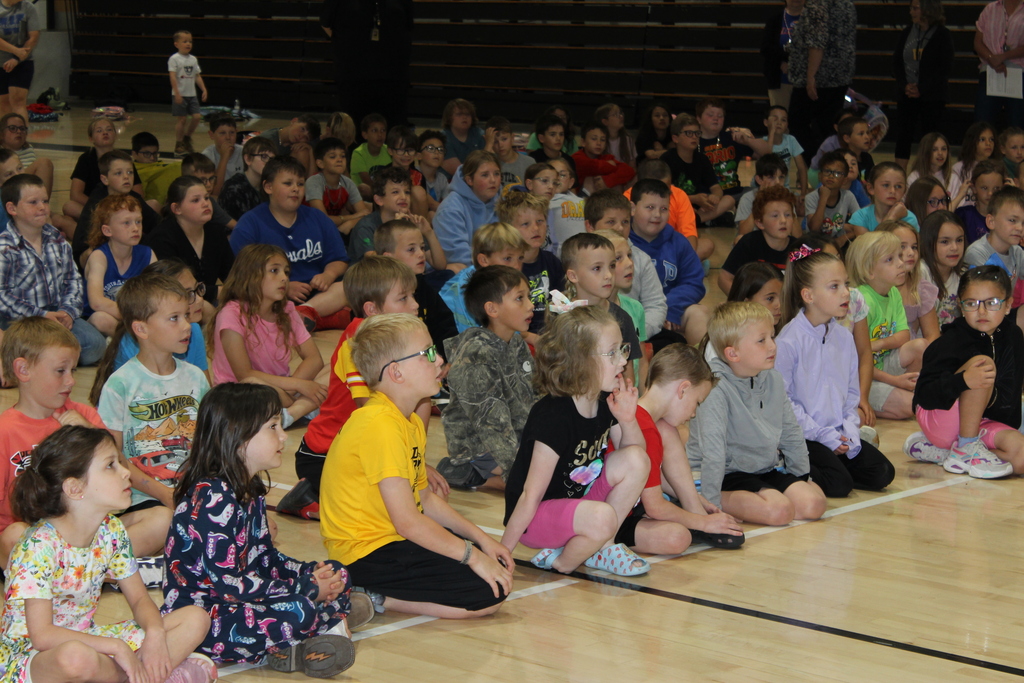 Kids listening