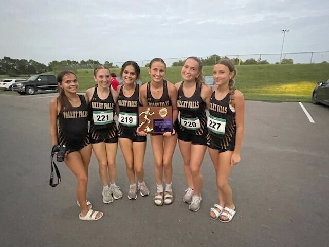 HS Girls Cross Country Places 1st!