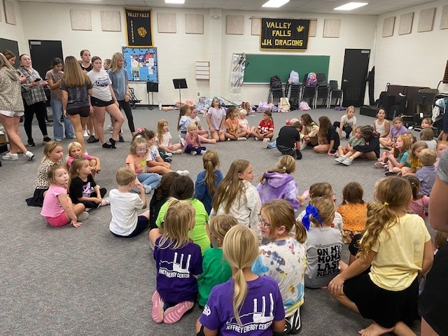 Group of Dance Clinic kids