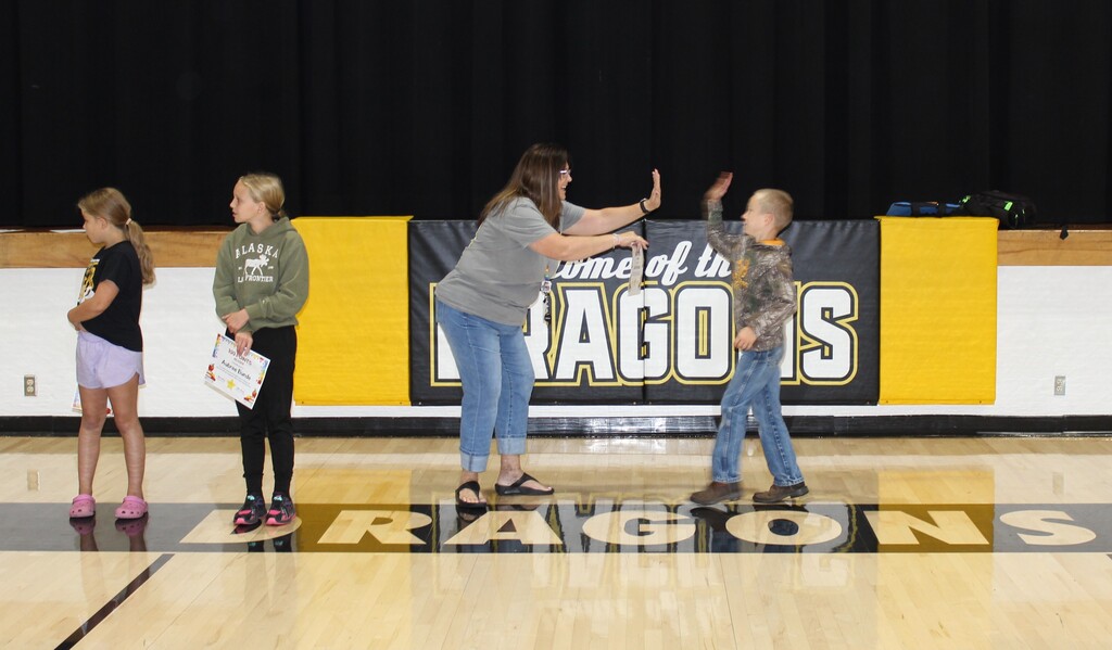 High five for 100 pt students