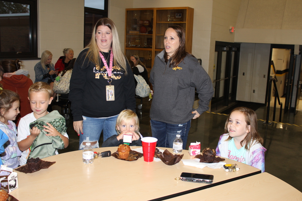 Muffins with Mom