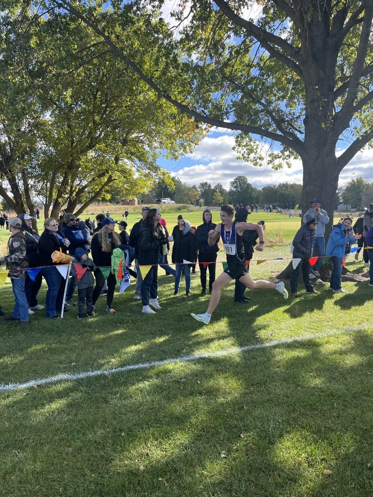 Langston Gray using his mid distance speed to run down one more at the finish