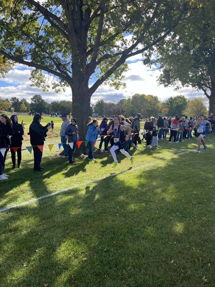 Tyler Holmes finishing right on Langston’s heels!