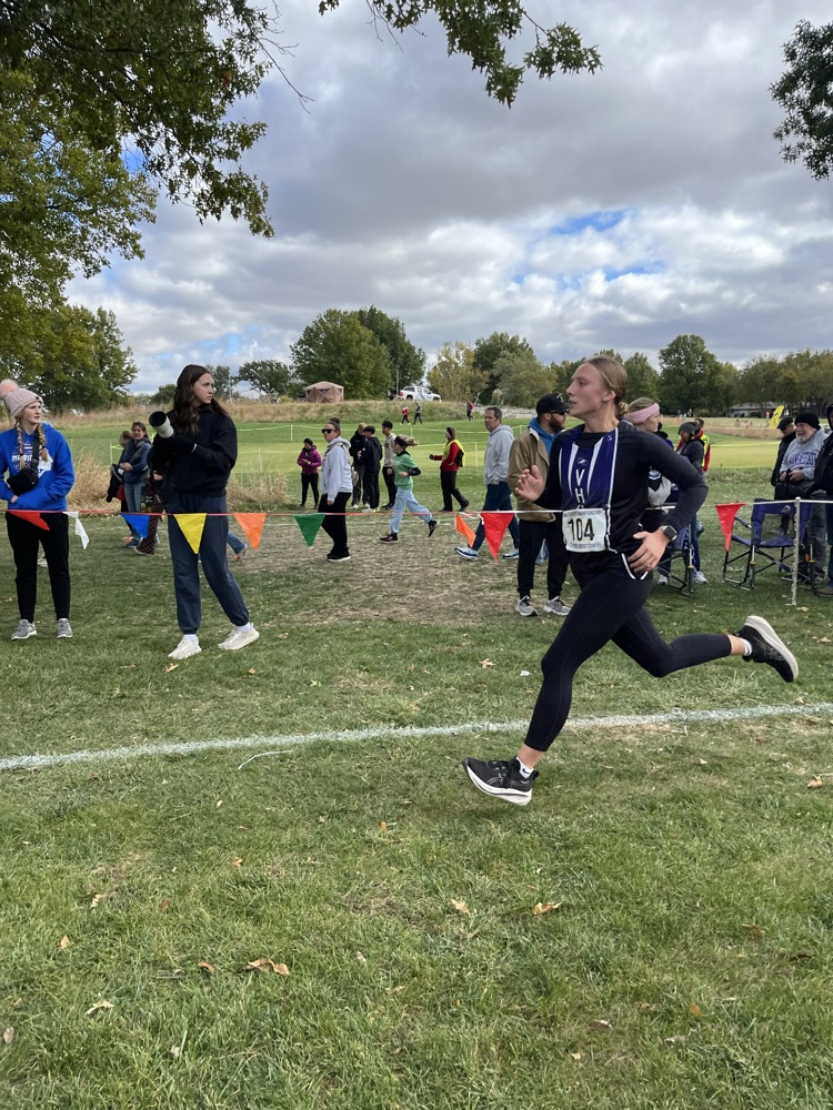 Lindsay Gray finishing strong after a hard run race