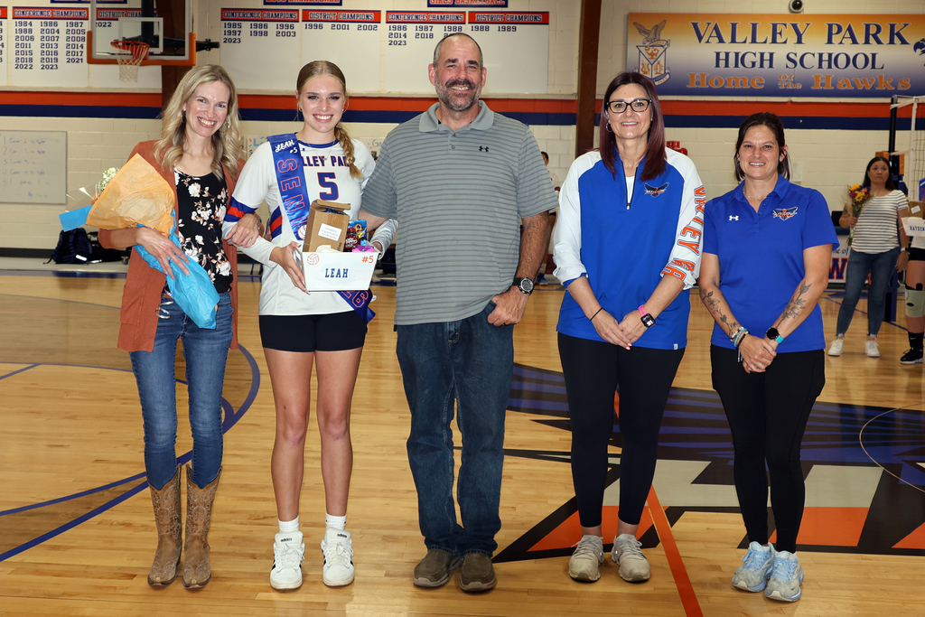 Last  night, we celebrated our amazing senior manager and volleyball players! Gavi,  Hayden, Leah, Allison and Naomi.🎉 You’ve spiked your way into our hearts, leaving behind countless memories and so many reasons to be proud. From the court to the classroom, your dedication and hard work have made a lasting impact and we can’t wait to see all that’s still ahead. Let’s finish strong, Hawks! 💙🧡 #VPPride #GoHawks