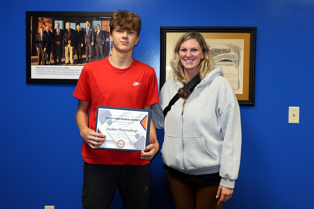  We had plenty to cheer about at last night’s Board of Education meeting! 🎉 From celebrating our Athletes of the Month, Jayden Woensdregt and Kate Miller, to recognizing our VIP Students of VPMS, Tahira Letford and Adrianna Rhodes — the night was full of Hawk Pride! 💙🧡 #VPPride #OneCommunity