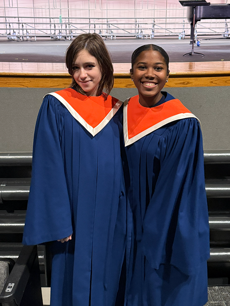 Seniors Isabel Inman and Jermisha Lewis were selected for the All District Choir this fall. After performing a prepared solo and sight-reading at auditions in early October, they earned top scores and a spot in the District 5 Honor Choir, which performed on November 8. Congrats, Izzy and Jermisha. 💙🧡 #VPPride