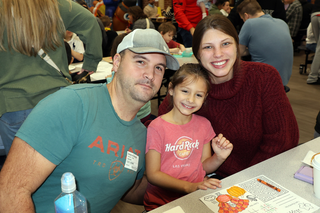 🍩 Donuts with Grown-Ups was a Huge Success! 🍩A big THANK YOU to our amazing families for joining us this morning for Donuts with Grown-Ups! We were thrilled to see over 285 attendees sharing smiles, stories, and sweet treats together. 💙Your involvement means the world to us, and events like this remind us how strong and supportive our Valley Park community truly is. Thank you for making this morning so special! #VPPride #OneCommunity