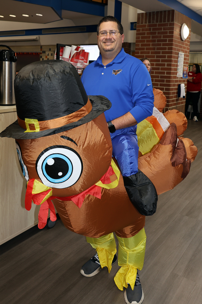 🍩 Donuts with Grown-Ups was a Huge Success! 🍩A big THANK YOU to our amazing families for joining us this morning for Donuts with Grown-Ups! We were thrilled to see over 285 attendees sharing smiles, stories, and sweet treats together. 💙Your involvement means the world to us, and events like this remind us how strong and supportive our Valley Park community truly is. Thank you for making this morning so special! #VPPride #OneCommunity