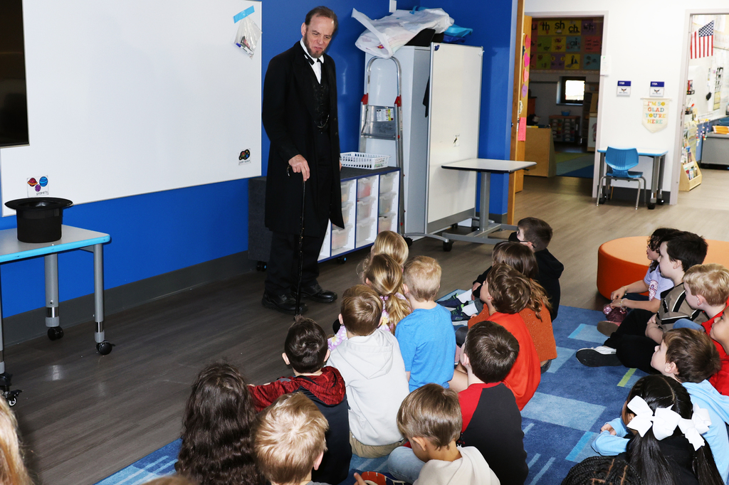 Our 1st graders had a very special visitor today… President Abraham Lincoln stopped by the classroom! 🎩 Students learned about leadership, honesty and what life was like in the 1800s straight from “Honest Abe” himself. There were great questions and big smiles by students and teachers! Learning history by bringing it to life makes it stick in the best way. 💙🧡 #VPPride