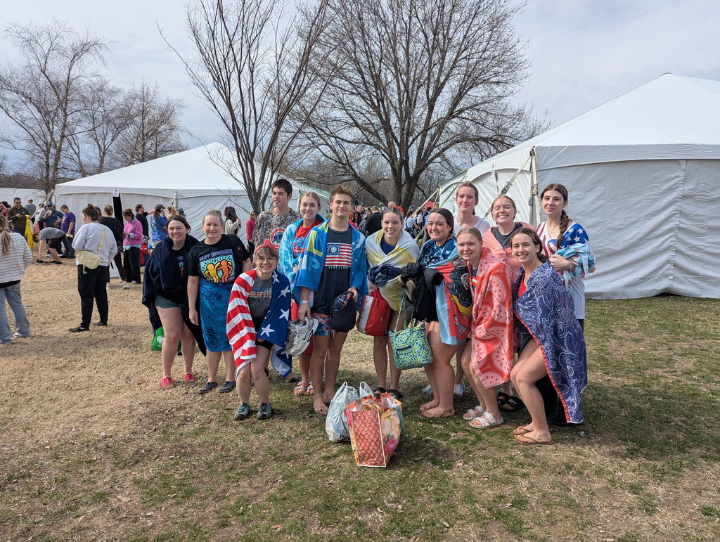This weekend, students and staff from the VPHS Student Council and Best Buddies Club took the Polar Plunge. Even though the weather was quite nice, Creve Coeur Lake was still a balmy 50 degrees! Together, we raised over $1,800 to benefit the Special Olympics of Missouri. Thank you to everyone who donated and supported us!