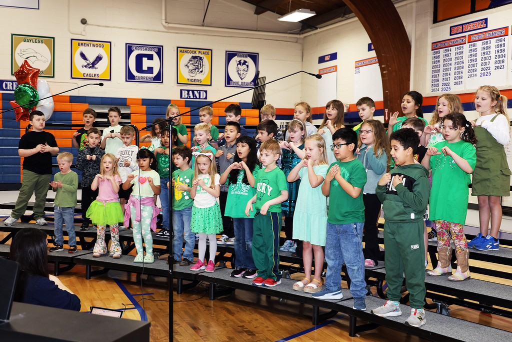 Thank you to our Golden Club members for joining us this morning for our annual Golden Club Breakfast. It was a wonderful way to spend the morning together as a community.  A big thank you to our choir and band students, Early Childhood and first grade performers, and our Leadership class for helping make the event so special. We appreciate everyone who helped bring this morning to life. 💙🧡 #VPPride