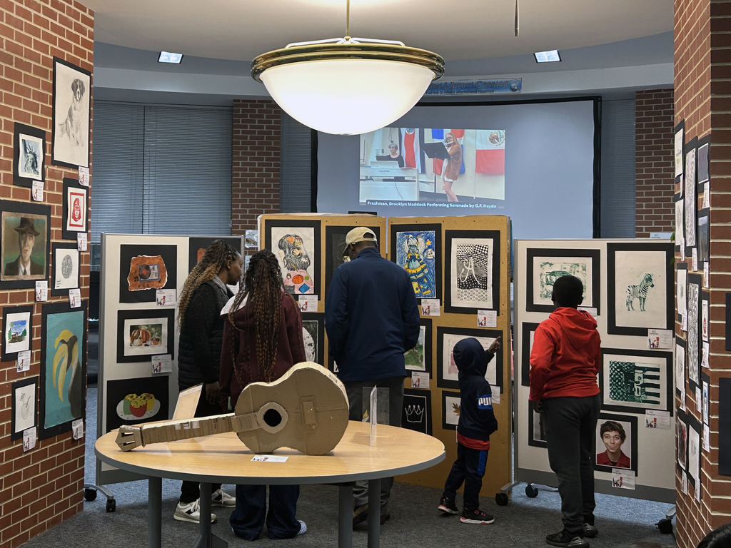 Thank you to everyone who joined us this week for the Valley Park Schools Arts Showcase. 🎨 Families, students and community members had the chance to see the incredible creativity of our students on display, with artwork from elementary, middle and high school students featured throughout the event. Our band also performed, adding even more energy to this wonderful celebration of the arts.  We are so proud of the talent and hard work our students shared with our community. 💙🧡 #VPPride