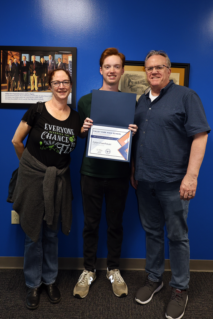 Last night’s Board of Education meeting gave us plenty to celebrate! 🎉 We recognized our Athletes of the Month, some of our Special Olympics Unified  Sports Athletes, Addison Sturm '26, Ayden Keating '26, Azaan Asif' 29, Will Clark '28, Joseph Cook '28, Parker Jensen '27 and Mario Holmes '27. We also honored our VPHS VIP Students, Dylan Eisenhauer '26, Weston Milne '26 and Owen Royal '26 (not pictured). Hawk Pride was definitely on full display. Congratulations to all! 💙🧡 #VPPride #OneCommunity