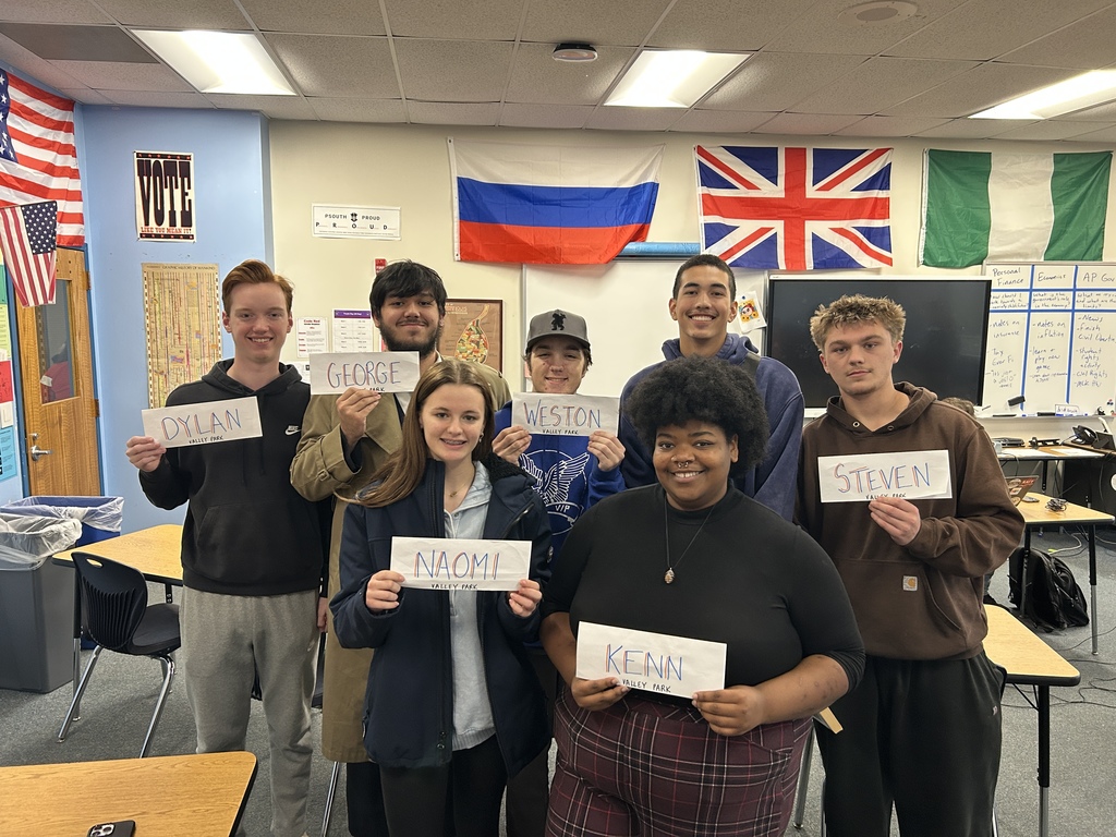Brains, buzzers and a big comeback 🧠⚡  The Valley Park High School Scholar Bowl team is back in action for the first time since 2019 and already making their mark!  At the Patriot Academic Tournament VI at Parkway South, the team placed 15th out of 30, with George Doerr finishing an impressive 13th out of 150 competitors.  They kept the momentum going at the Eagle Invitational, placing 12th out of 24 teams and earning a spot at Small School Nationals 🎉 Shoutout to Brayden Kiefer (10th)!  Next up: 📍 North Point Grizzly Invitational – April 11 📍 Missouri Scholar Bowl Districts – April 18  Let’s go, Hawks! 💙🧡 #VPPride #OneCommunity