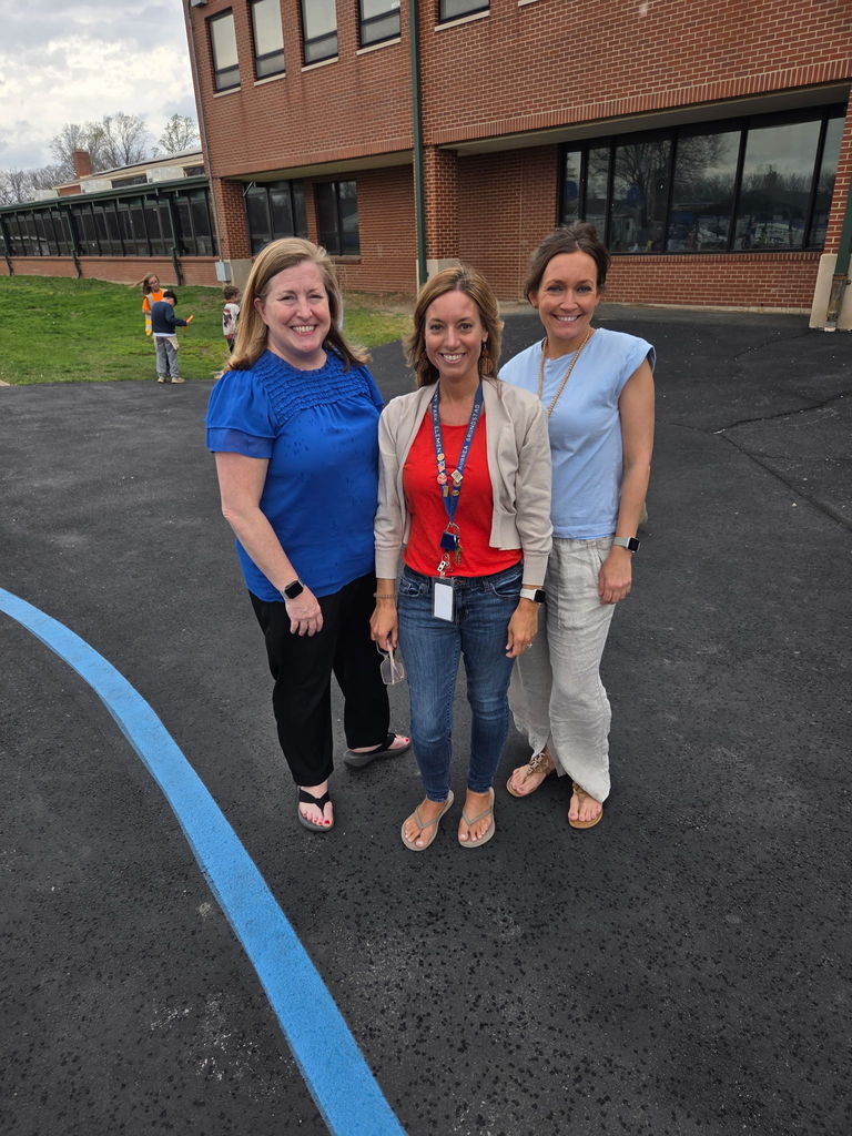 💙🧡 Today is World Autism Awareness Day - At VPSD, we create spaces where every student feels seen, supported and valued and everyone benefits. Let’s continue to build a community where every student belongs. 🦅💙🧡 #WorldAutismAwarenessDay  #OneCommunity #VPPride