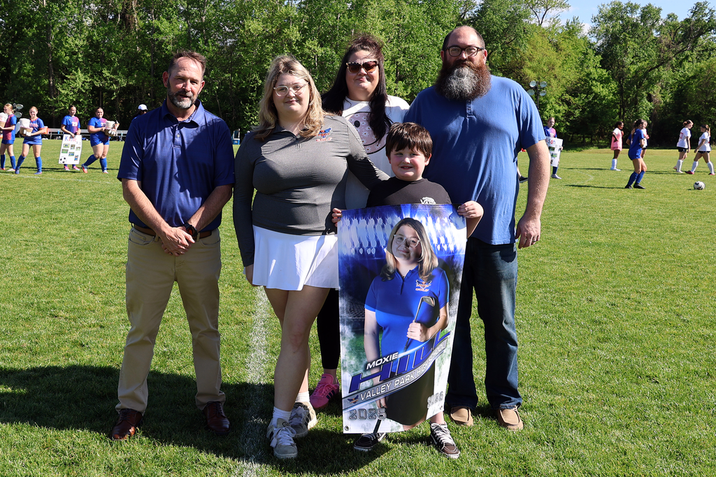 Celebrated our senior athletes in Track, Golf & Girls Soccer last night! 🎉 Congrats Naomi, Moxie, Steven, Peyton, Leah, Allison, Aubrey & Kaylie. Proud of you and excited for what’s ahead! 💪 #VPPride #GoHawks