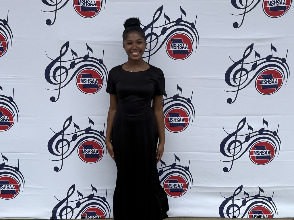 🎉 Congratulations to Jermisha Lewis! 🎉  She earned a Gold Medal for her Vocal Solo at the MSHSAA State Solo & Ensemble Festival today at University of Missouri! 🎶🏅  We’re so proud of you, Jermisha! 💙🧡 #VPPride