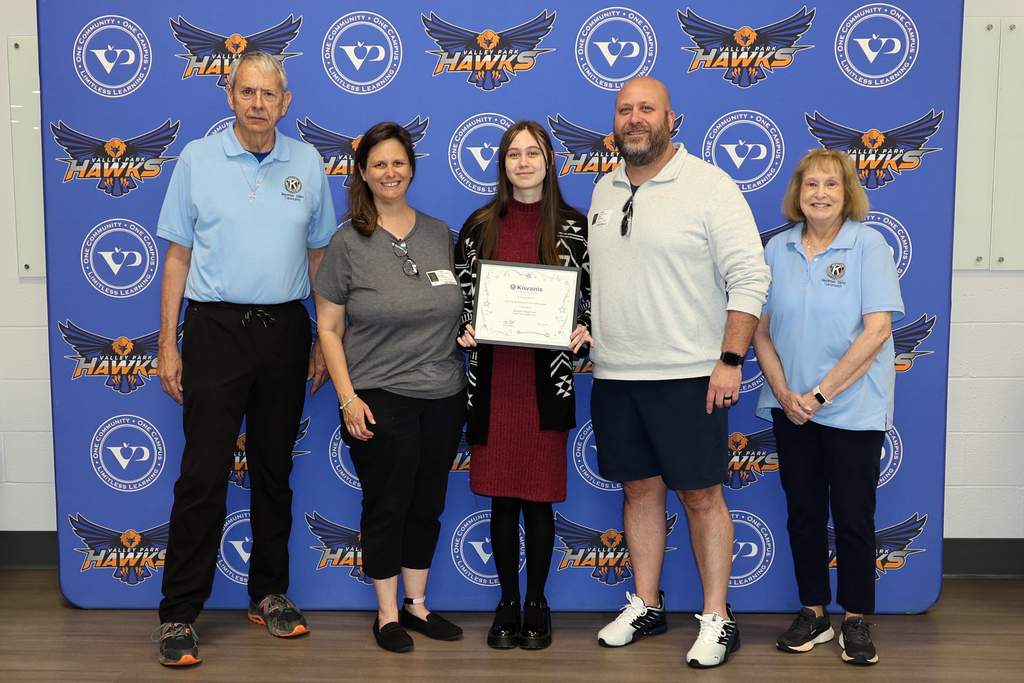Congratulations to Raegan Fitzgerald on being selected as VPHS’s nominee for the Kiwanis Club of Meramec Valley Community Student of the Year Award! 💙🧡 This honor recognizes a junior who demonstrates dedication, leadership and a positive impact on others. We’re proud of the example Raegan sets each day at Valley Park! 🎉 #VPPride #OneCommunity #LimitlessLearning