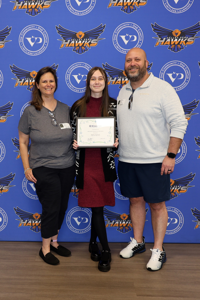 Congratulations to Raegan Fitzgerald on being selected as VPHS’s nominee for the Kiwanis Club of Meramec Valley Community Student of the Year Award! 💙🧡 This honor recognizes a junior who demonstrates dedication, leadership and a positive impact on others. We’re proud of the example Raegan sets each day at Valley Park! 🎉 #VPPride #OneCommunity #LimitlessLearning