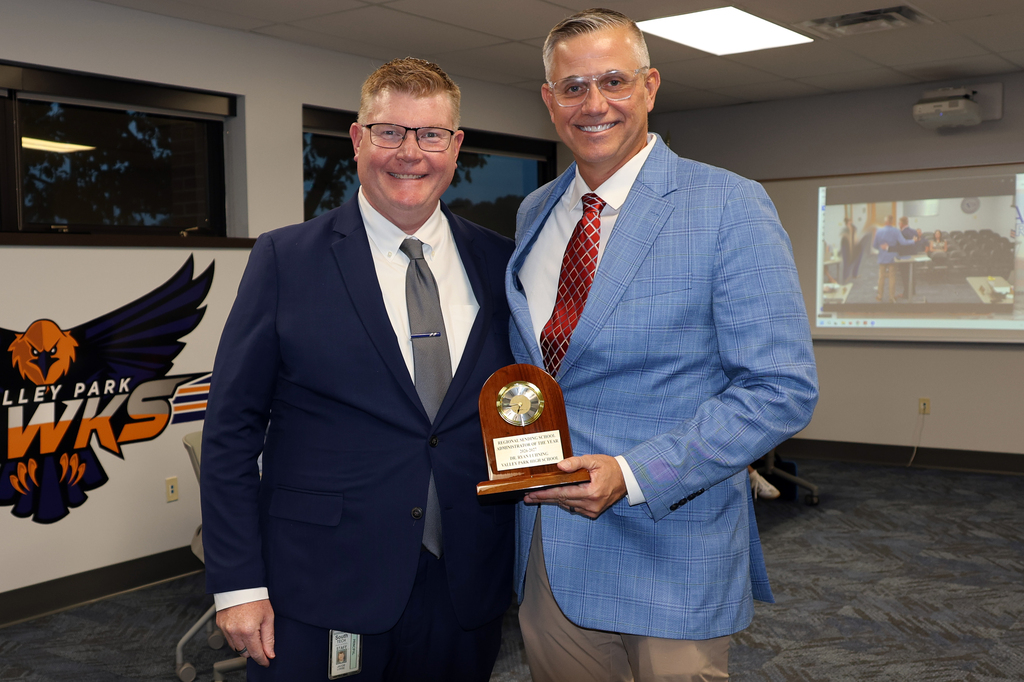Congratulations to Dr. Ryan Luhning, named South Tech’s 2026–2027 Regional Sending School Administrator of the Year! 🎉 Dr. Jacob Lohse recognized him as a strong collaborator and advocate for CTE and technical career pathways for students. #VPHawks #VPPride